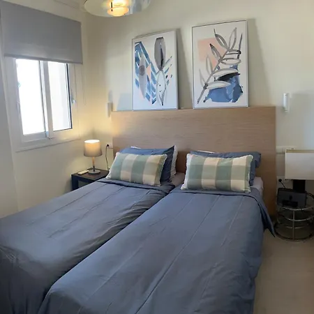 شقة Front With Stunning Sea Views *