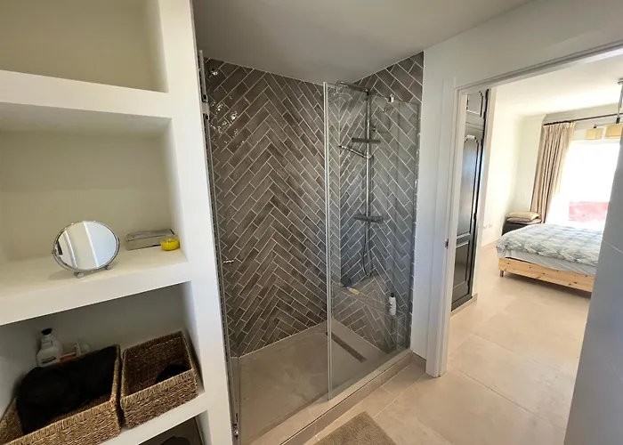 Διαμέρισμα Front With Stunning Sea Views