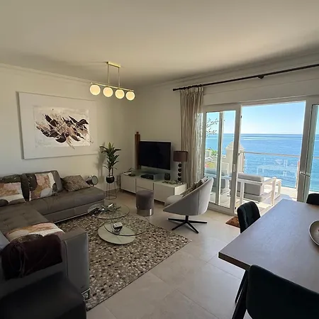 Front With Stunning Sea Views