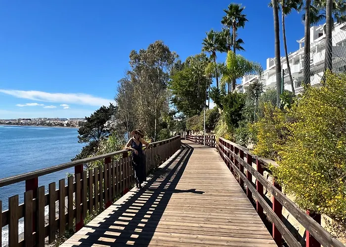 Front With Stunning Sea Views אסטפונה