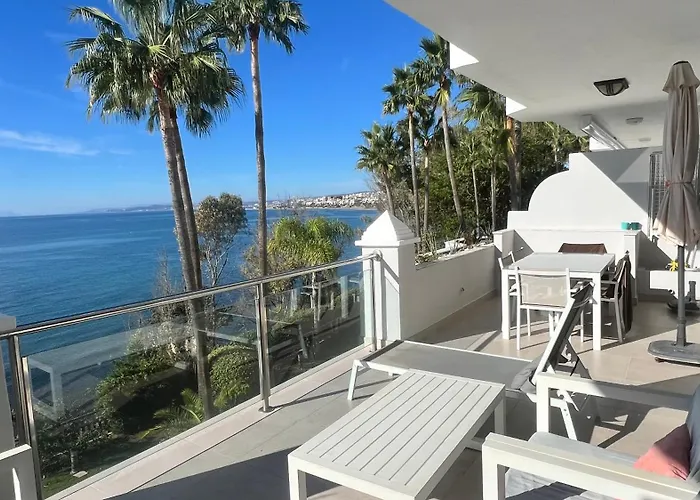 Front With Stunning Sea Views Estepona