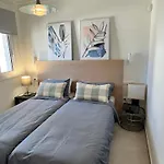 Front With Stunning Sea Views * Εστεπόνα