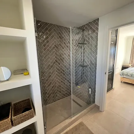 Apartman Front With Stunning Sea Views