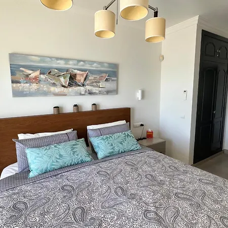 Apartman Front With Stunning Sea Views